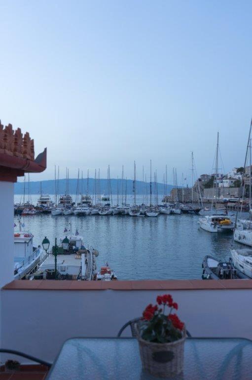 Apartamento In Hydra Exterior foto